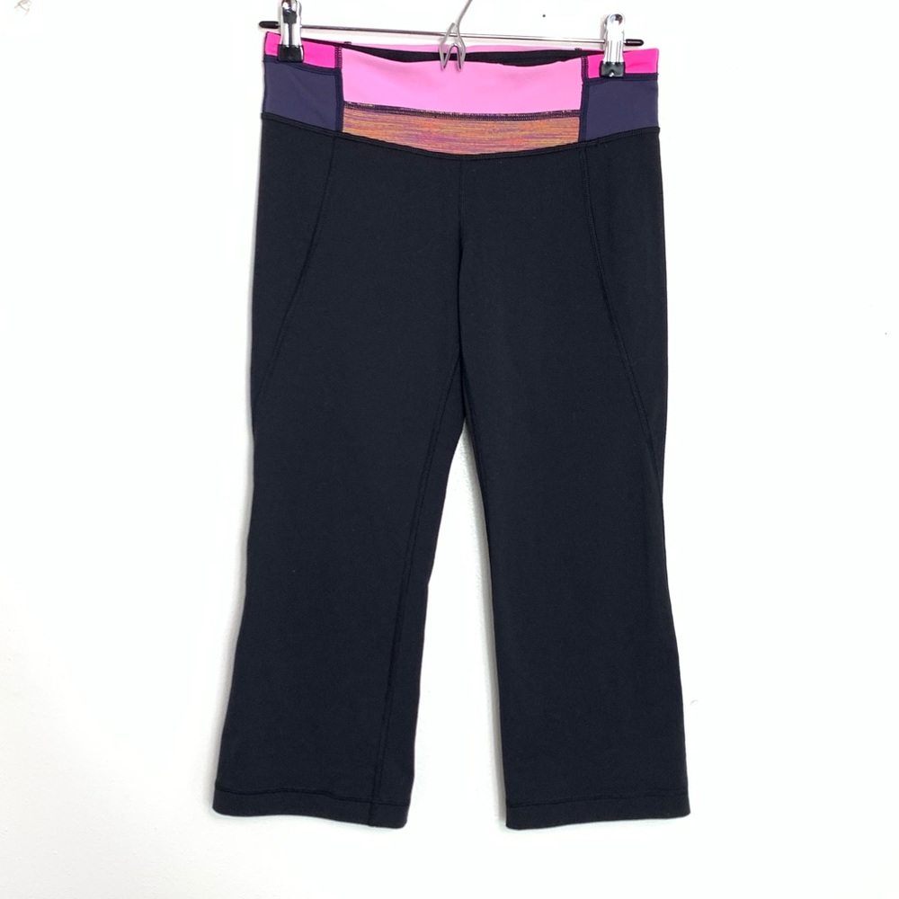 Lululemon Black/Multi Tadasana Capri Size 6